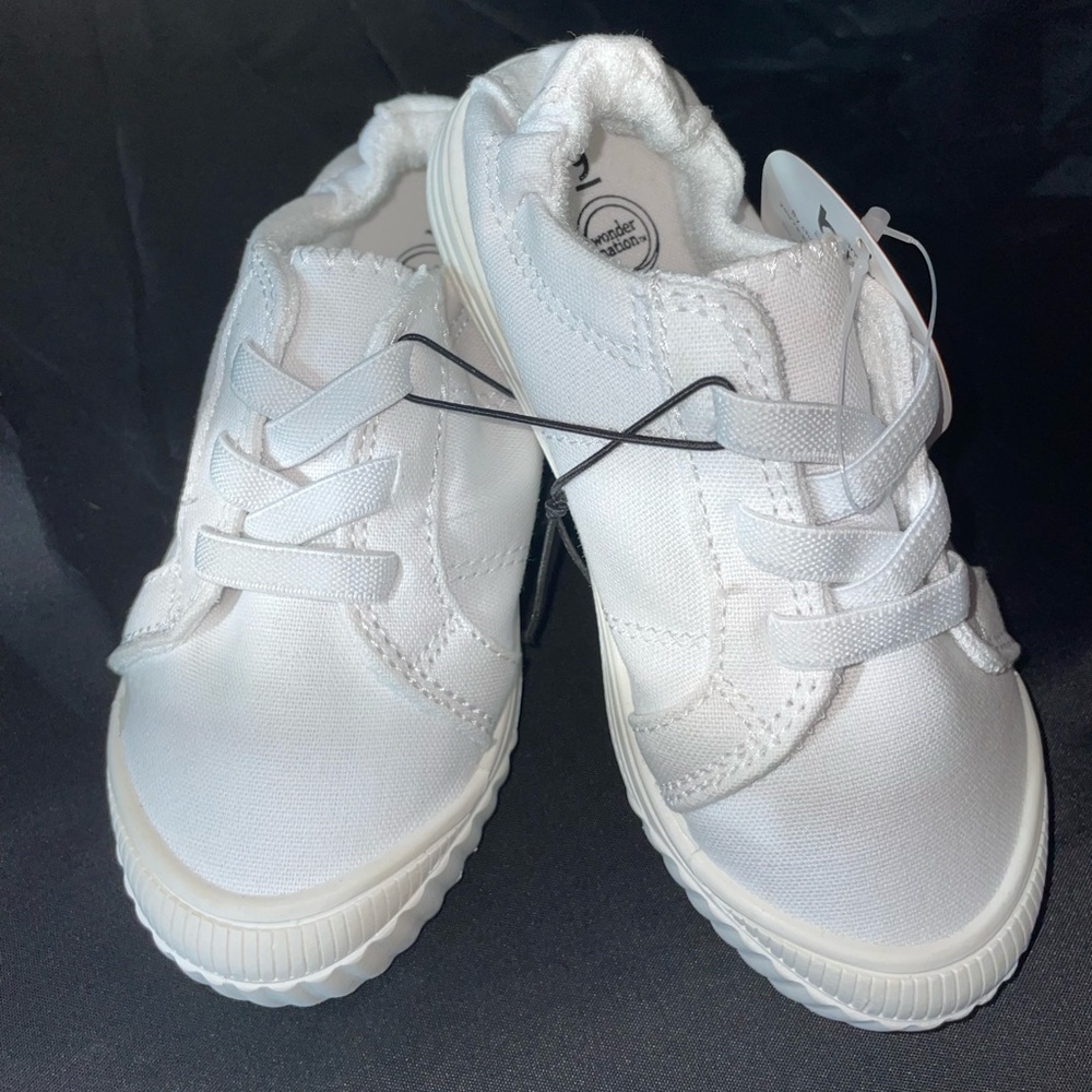 Kids unisex white sneakers, slip on tennis shoes various sizes